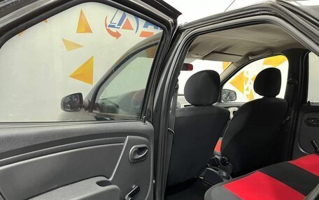 Renault Logan I, 2011 год, 395 000 рублей, 24 фотография
