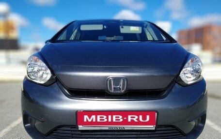 Honda Fit, 2020 год, 1 350 000 рублей, 3 фотография
