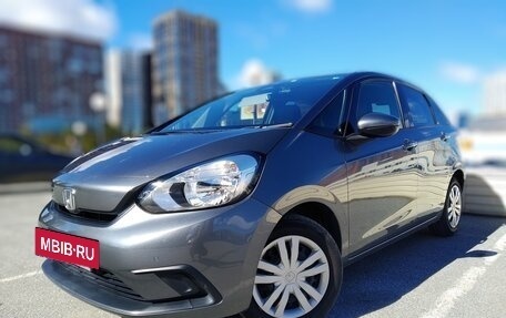 Honda Fit, 2020 год, 1 350 000 рублей, 2 фотография