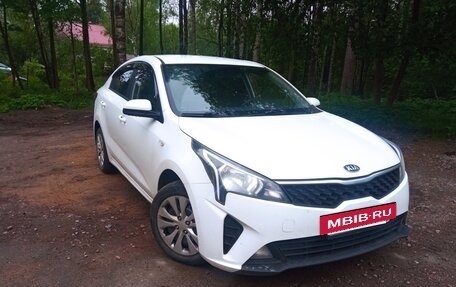 KIA Rio IV, 2020 год, 1 550 000 рублей, 5 фотография