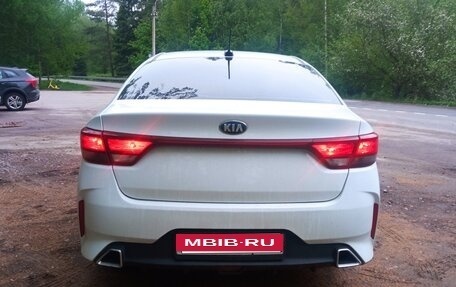KIA Rio IV, 2020 год, 1 550 000 рублей, 3 фотография
