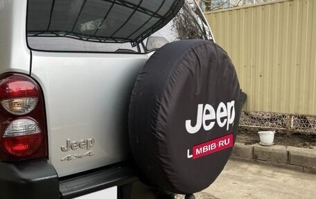Jeep Liberty (North America) I, 2005 год, 680 000 рублей, 4 фотография