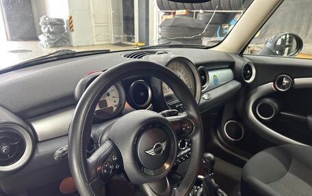 MINI Hatch, 2011 год, 970 000 рублей, 11 фотография
