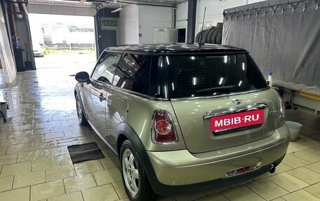 MINI Hatch, 2011 год, 970 000 рублей, 3 фотография