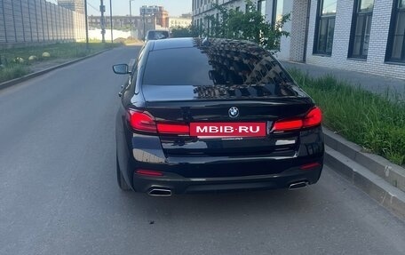 BMW 5 серия, 2020 год, 5 250 000 рублей, 2 фотография