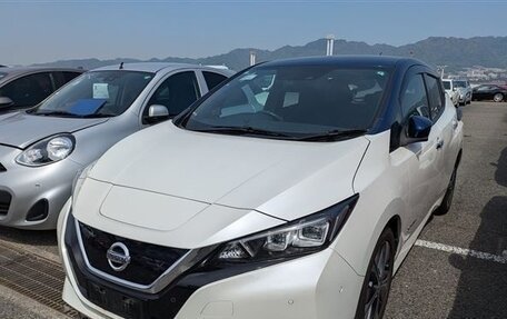Nissan Leaf II, 2019 год, 1 250 000 рублей, 3 фотография