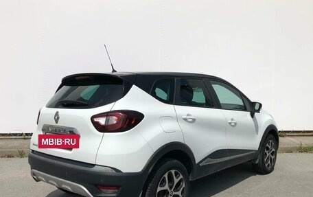 Renault Kaptur I рестайлинг, 2017 год, 1 480 000 рублей, 2 фотография