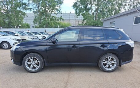 Mitsubishi Outlander III рестайлинг 3, 2013 год, 1 199 000 рублей, 8 фотография