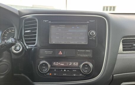 Mitsubishi Outlander III рестайлинг 3, 2013 год, 1 199 000 рублей, 15 фотография