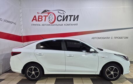 KIA Rio IV, 2017 год, 1 245 000 рублей, 8 фотография