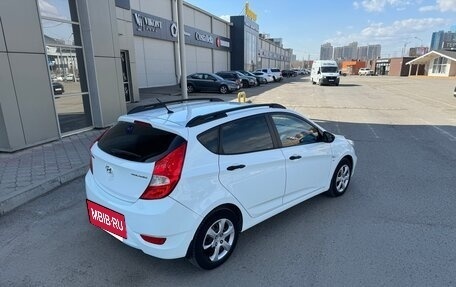 Hyundai Solaris II рестайлинг, 2013 год, 850 000 рублей, 7 фотография
