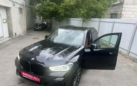 BMW X5, 2019 год, 6 650 000 рублей, 2 фотография