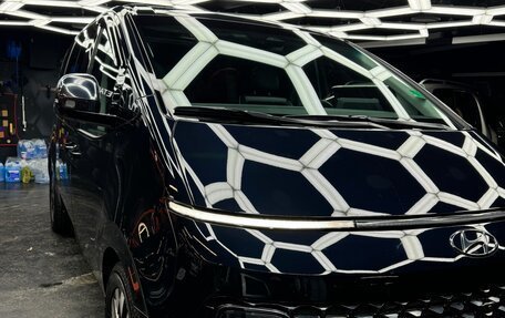 Hyundai Staria, 2022 год, 5 900 000 рублей, 3 фотография