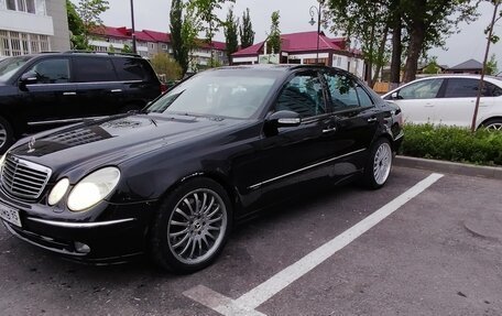 Mercedes-Benz E-Класс, 2005 год, 820 000 рублей, 3 фотография