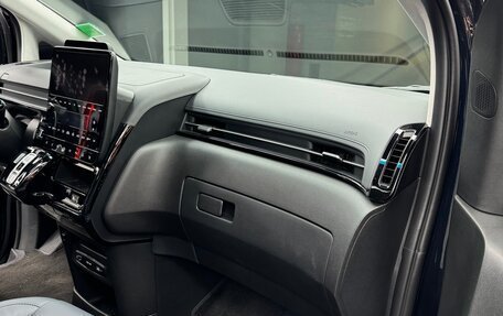 Hyundai Staria, 2022 год, 5 900 000 рублей, 20 фотография