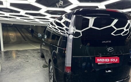 Hyundai Staria, 2022 год, 5 900 000 рублей, 6 фотография