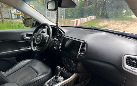 Jeep Compass II, 2018 год, 2 050 000 рублей, 14 фотография