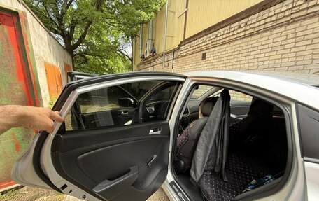 Hyundai Solaris II рестайлинг, 2011 год, 689 000 рублей, 11 фотография
