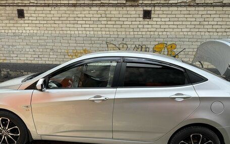 Hyundai Solaris II рестайлинг, 2011 год, 689 000 рублей, 18 фотография