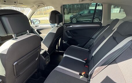 Volkswagen Tiguan II, 2020 год, 2 700 000 рублей, 10 фотография