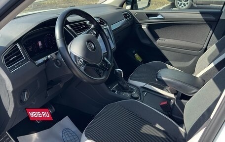 Volkswagen Tiguan II, 2020 год, 2 700 000 рублей, 9 фотография