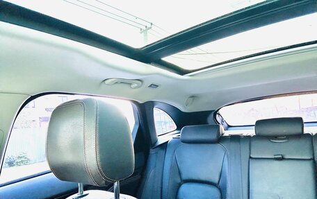 Jaguar F-Pace, 2018 год, 3 050 000 рублей, 12 фотография