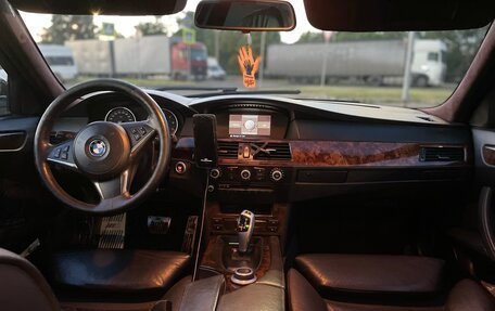 BMW 5 серия, 2008 год, 1 050 000 рублей, 13 фотография