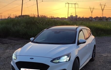 Ford Focus IV, 2018 год, 2 100 000 рублей, 3 фотография
