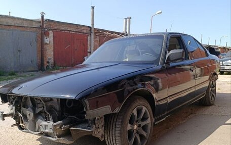 BMW 5 серия, 1989 год, 400 000 рублей, 3 фотография