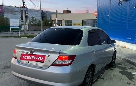 Honda Fit Aria, 2003 год, 360 000 рублей, 2 фотография