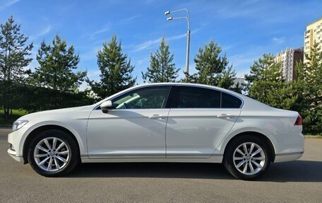 Volkswagen Passat B8 рестайлинг, 2017 год, 2 245 000 рублей, 12 фотография