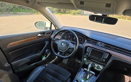 Volkswagen Passat B8 рестайлинг, 2017 год, 2 245 000 рублей, 24 фотография