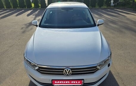 Volkswagen Passat B8 рестайлинг, 2017 год, 2 245 000 рублей, 5 фотография