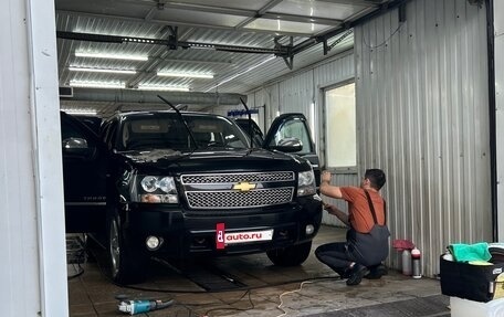 Chevrolet Tahoe III, 2013 год, 2 400 000 рублей, 2 фотография
