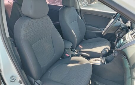 Hyundai Solaris II рестайлинг, 2015 год, 908 000 рублей, 14 фотография