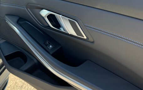 BMW 3 серия, 2019 год, 3 950 000 рублей, 11 фотография