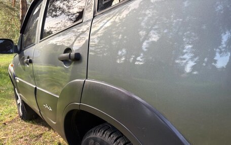 Chevrolet Niva I рестайлинг, 2011 год, 595 000 рублей, 9 фотография