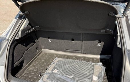 Mercedes-Benz GLA, 2019 год, 3 750 000 рублей, 14 фотография