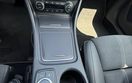 Mercedes-Benz GLA, 2019 год, 3 750 000 рублей, 7 фотография