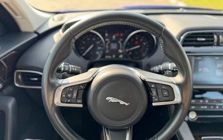 Jaguar F-Pace, 2017 год, 2 940 000 рублей, 14 фотография