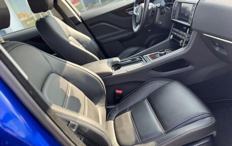 Jaguar F-Pace, 2017 год, 2 940 000 рублей, 17 фотография