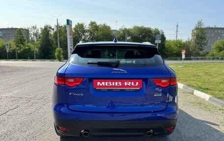 Jaguar F-Pace, 2017 год, 2 940 000 рублей, 6 фотография