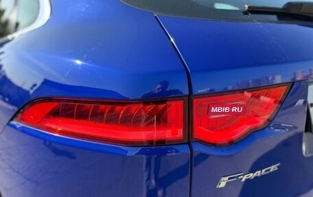 Jaguar F-Pace, 2017 год, 2 940 000 рублей, 10 фотография
