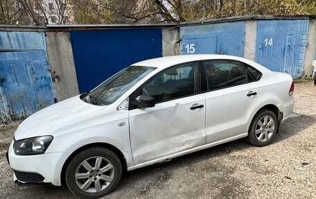 Volkswagen Polo VI (EU Market), 2011 год, 530 000 рублей, 2 фотография