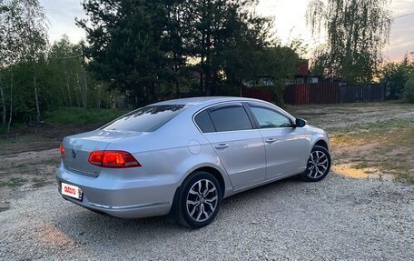 Volkswagen Passat B7, 2011 год, 880 000 рублей, 9 фотография