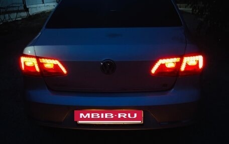 Volkswagen Passat B7, 2011 год, 880 000 рублей, 4 фотография