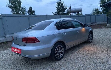 Volkswagen Passat B7, 2011 год, 880 000 рублей, 2 фотография