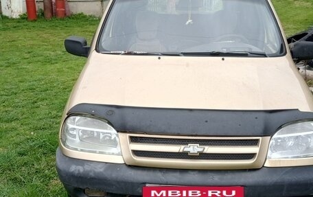 Chevrolet Niva I рестайлинг, 2004 год, 200 000 рублей, 7 фотография