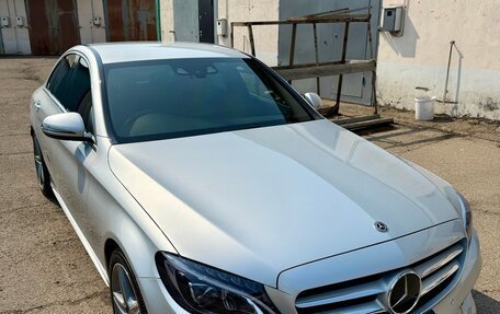 Mercedes-Benz C-Класс, 2017 год, 2 100 000 рублей, 6 фотография