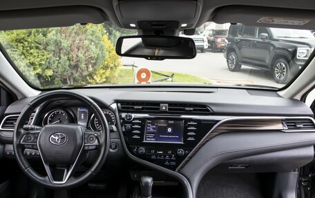 Toyota Camry, 2020 год, 2 395 000 рублей, 13 фотография